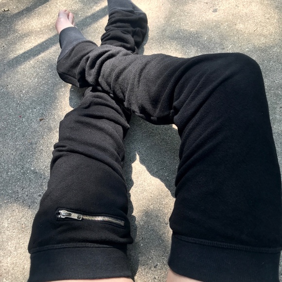 Upcycled Leg Warmers Black Thigh Highs Studded Knee Socks Sweatshirt Zipper Y2k - Picture 12 of 14